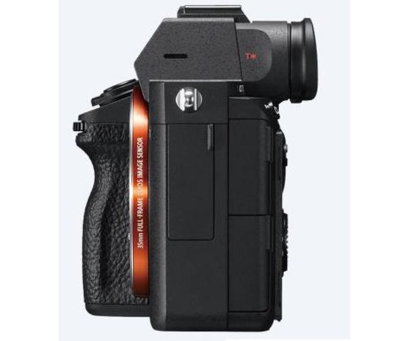 PHOTO-CAMERA-SONY-7-III-CU-SENZOR-DE-IM-9999