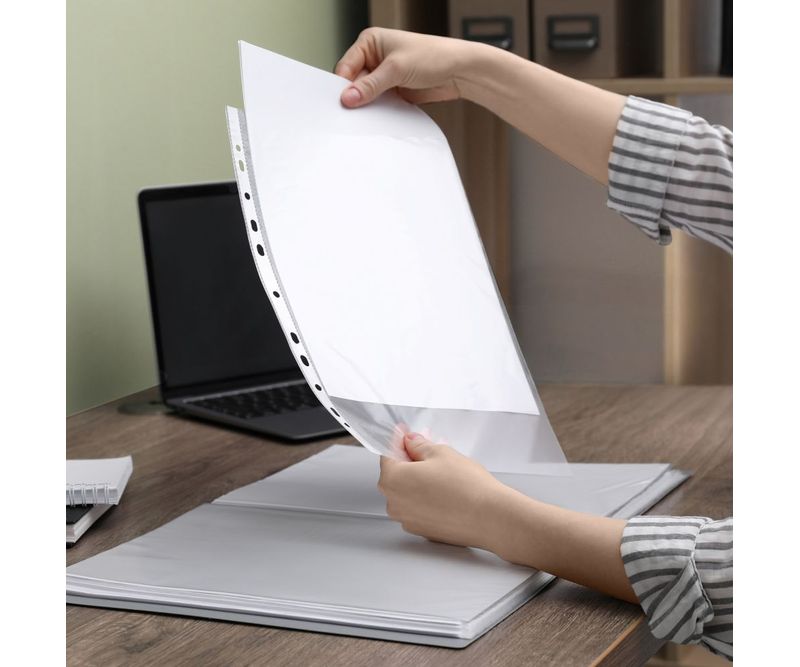 Folii-protecție-A4-transparente-plastic-reciclat