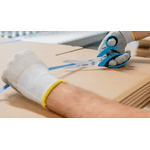 Foarfeca-Martor-Secuplus-564-in-utilizare-pentru-materiale-textile