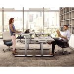Levado_Lifestyle_Profile_GrayAsh_Wilsonart7995