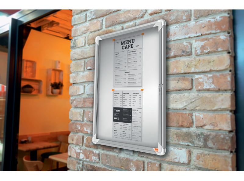 Avizier NOBO Premium Plus, interior, otel emailat, 4x A4, cu usa