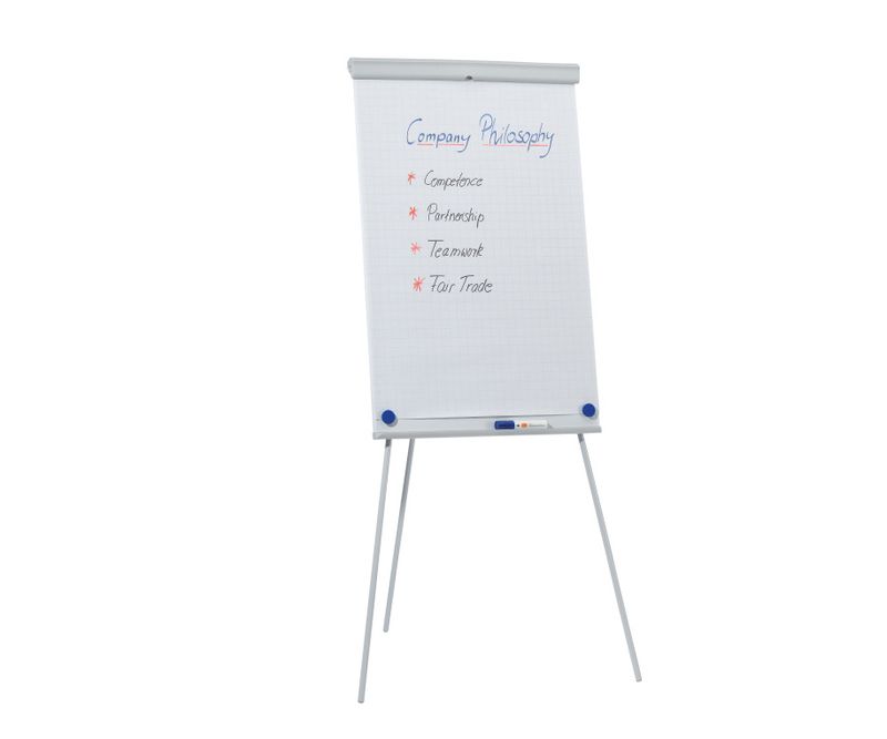 Flipchart-NOBO-Essentials-otel-lacuit-trepied-magnetic-alb