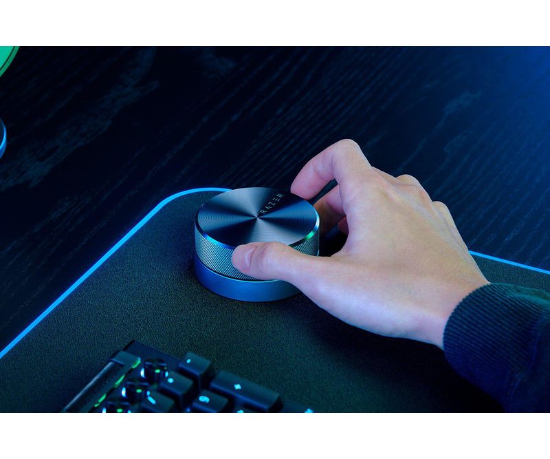 Razer-Nommo-V2-Pro-0